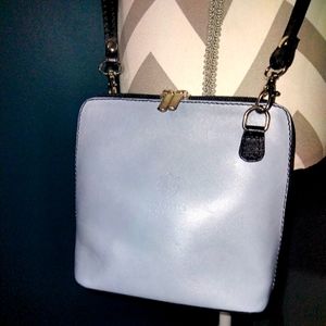 Vera Pelle Light Blue Crossbody Bag